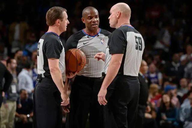 NBA技术犯规会怎么样?别急,咱们从罚球聊到钱包 NBA技术犯规会怎么样?别急,咱们从罚球聊到钱包